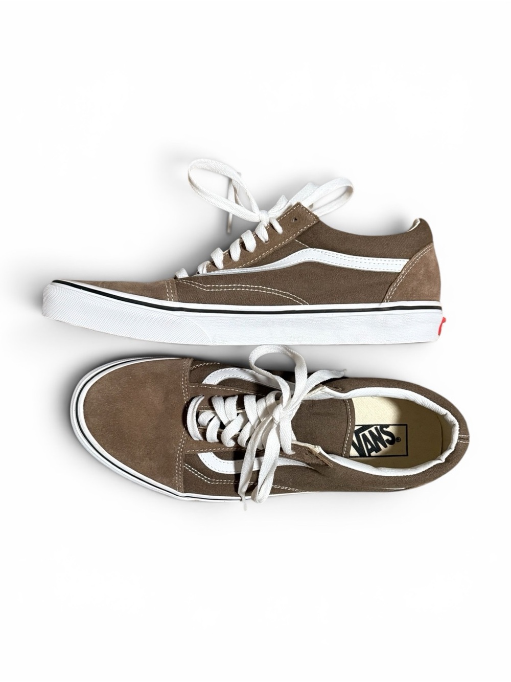 NWOT Vans Men's Old Skool Low-Top Sneakers in Brown/White